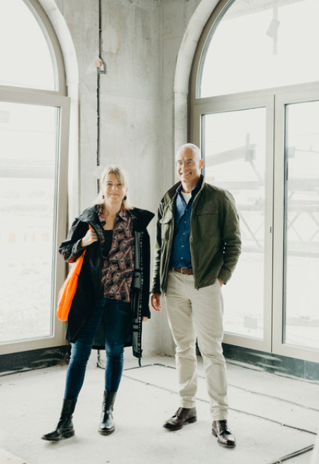 Foto der beiden Anundo Gründer Carina Krey und Alexander Sascha Döring